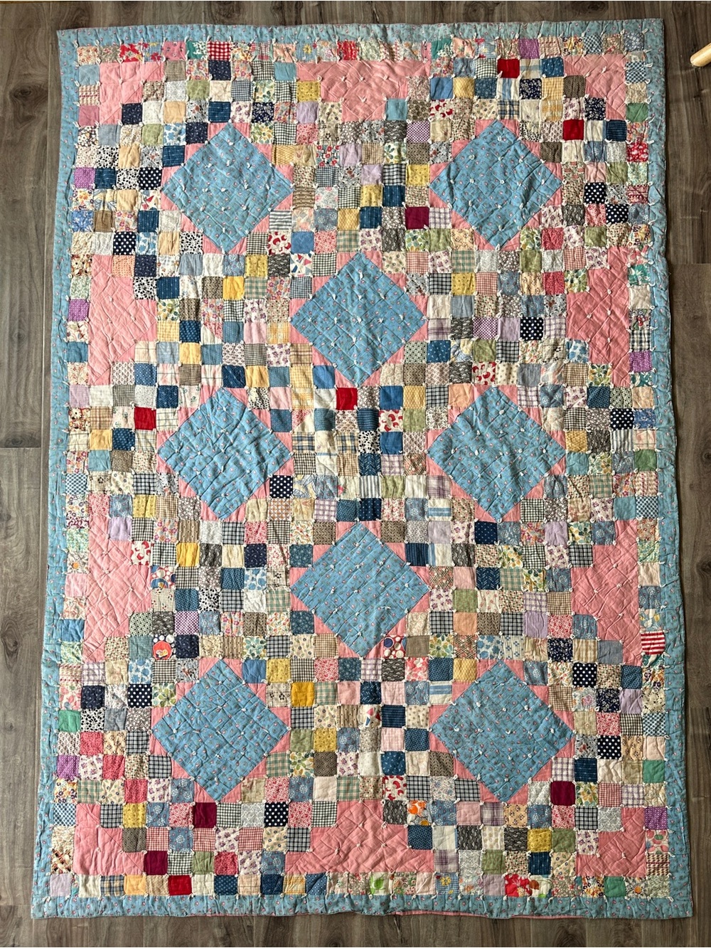 Vintage 1930s 1940s Depression Era Patchwork Quilt Feedsack Farmhouse Country